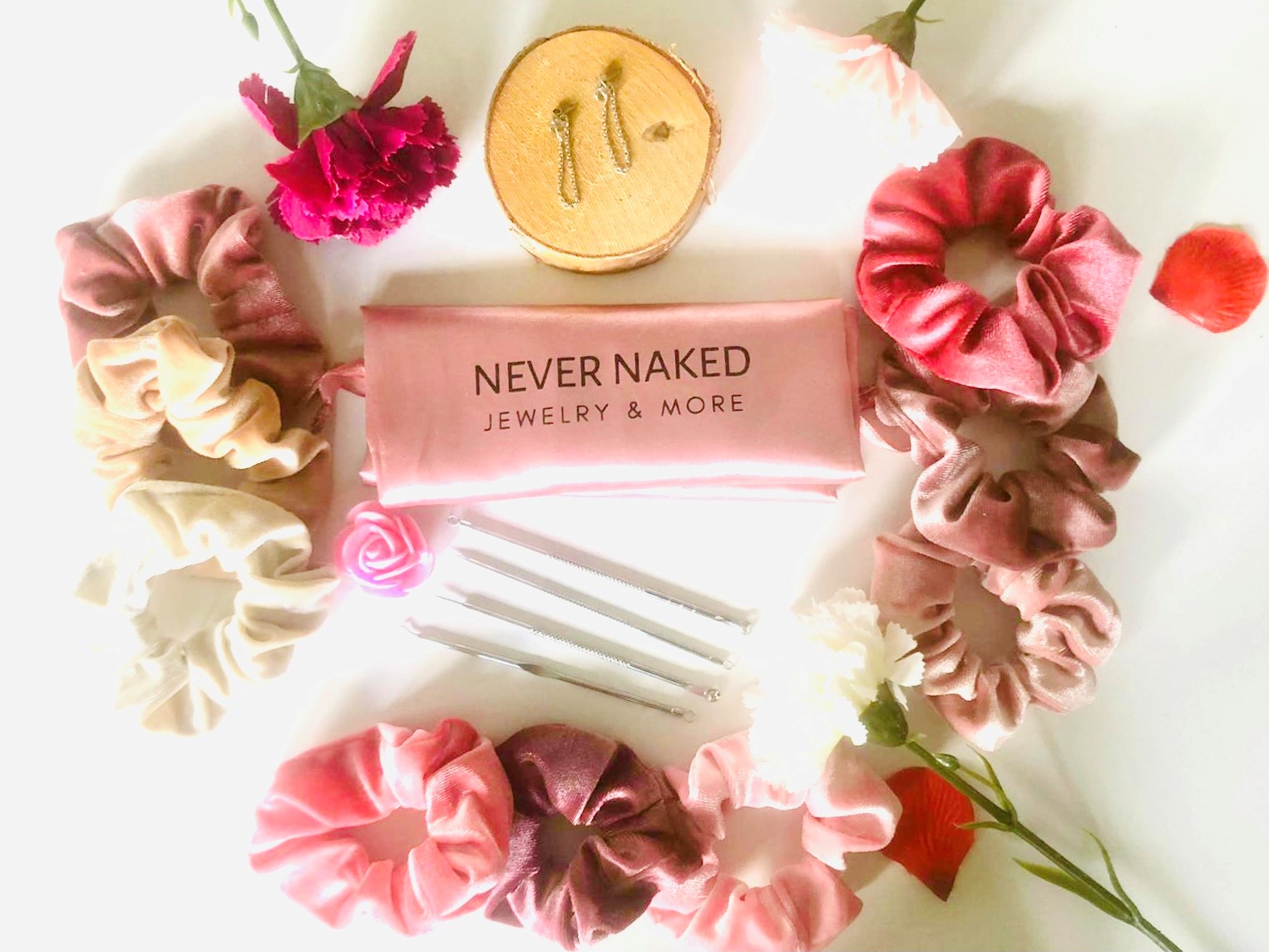 Never Naked Shoplog