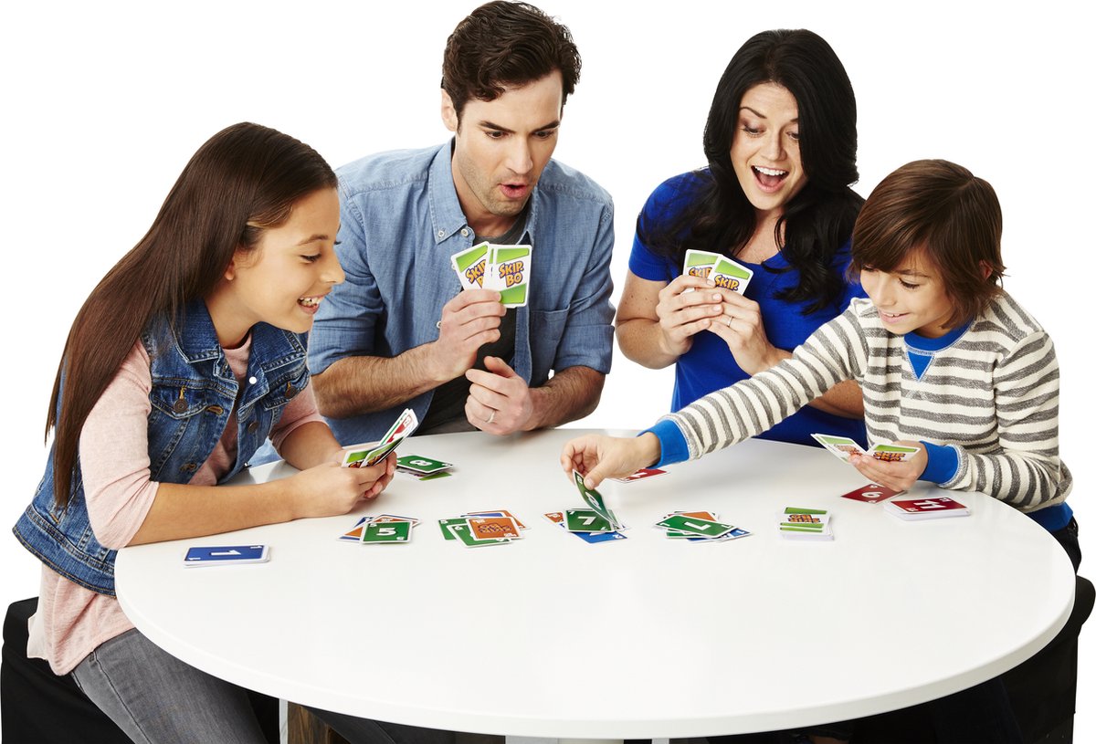 Klassieke familiespellen: perfect voor een gezellige spelletjesavond tijdens de feestdagen