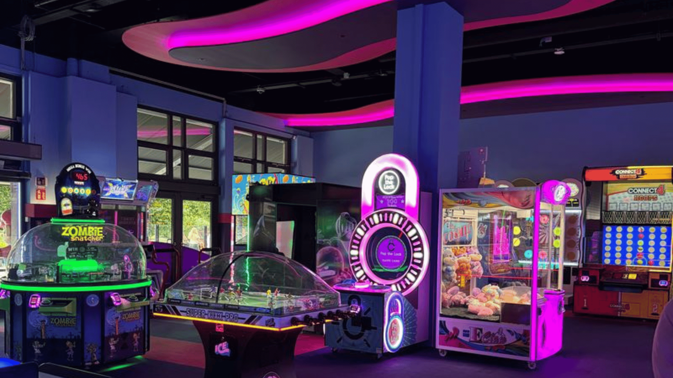 Sfeervolle arcade en bioscoop bij Gamestate Zandvoort