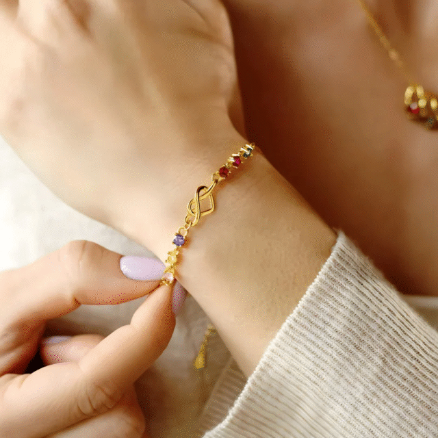 gepersonaliseerde-hartknoop-geboortesteen-armband