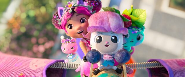 abby en haar vrienden uit Gabby’s Poppenhuis De Film in kleurrijke animatiescène