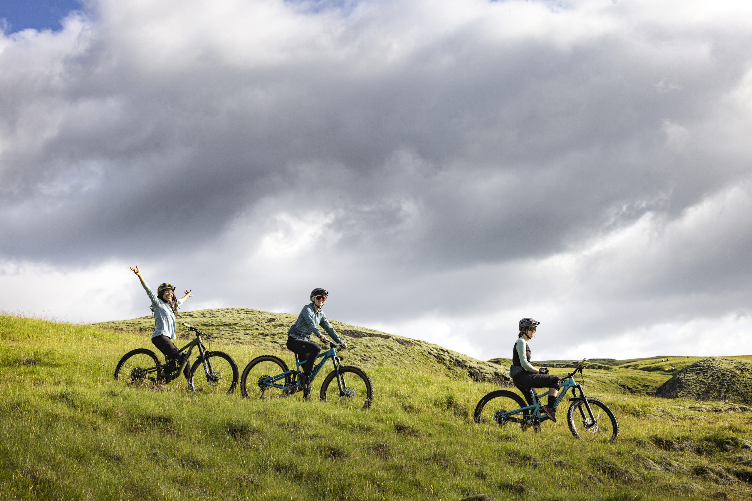 Thule RoundTrip MTB duffel 70L tas voor het organiseren van mountainbike gear zoals helm, pads en kleding