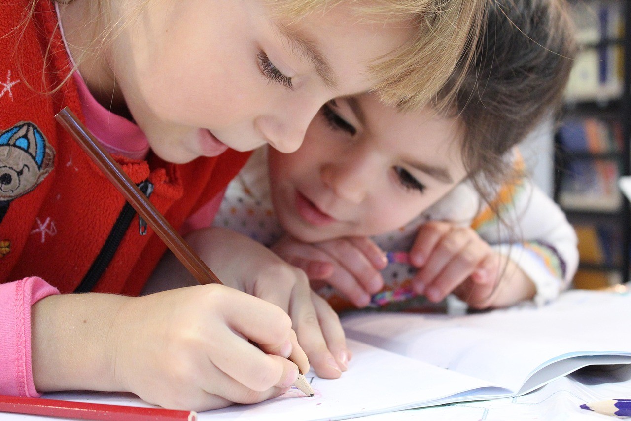 Kinderopvang kiezen met aandacht voor je kind en de kosten